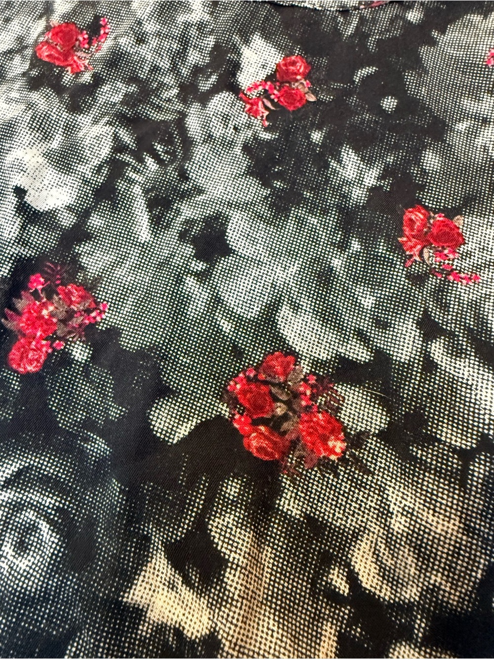 Rock & Republic Floral Button Down Blouse Large Black Gray Red High Low Hem - Picture 9 of 12